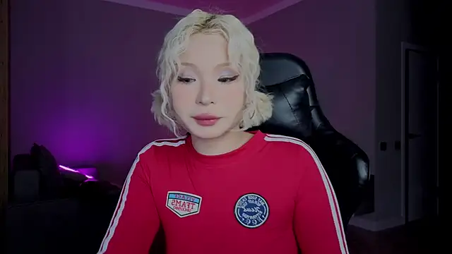 RileyMee online show from December 2025 03:07:01 AM