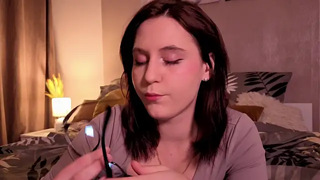 Diana Flower online show from January 2026 10:53:02 AM