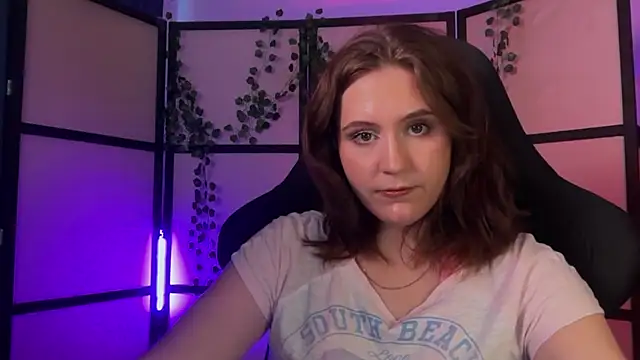 Snapshot of Diana_Flower chatting on August 2026 11:27:02 AM Diana Flower online show from August 2026 11:27:02 AM