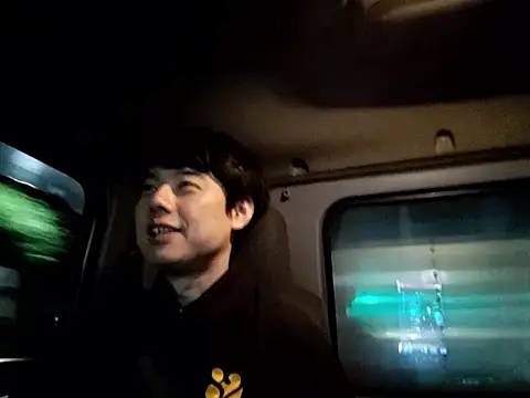 Snapshot of whitebriefboy chatting on November 2025 03:34:02 PM whitebriefboy online show from November 2025 03:34:02 PM