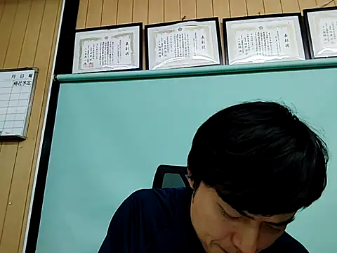 whitebriefboy online show from October 2025 03:33:02 PM