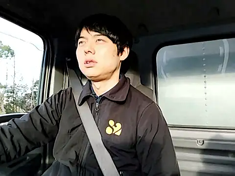 whitebriefboy online show from March 2026 10:04:02 PM