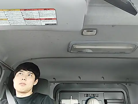 whitebriefboy online show from May 2026 09:44:01 PM