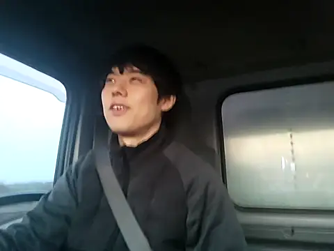 whitebriefboy online show from February 2026 09:28:01 PM