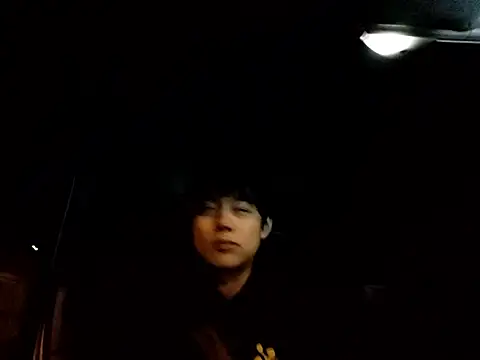 whitebriefboy online show from April 2026 05:03:01 PM