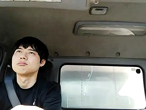 whitebriefboy online show from May 2026 10:11:02 PM