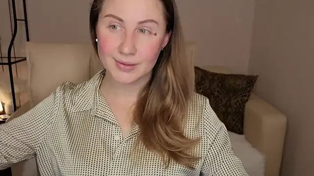 Snapshot of Helens_love chatting on November 2025 01:31:01 AM Helens love online show from November 2025 01:31:01 AM