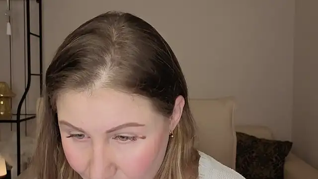 Snapshot of Helens_love chatting on November 2025 02:01:02 AM Helens love online show from November 2025 02:01:02 AM