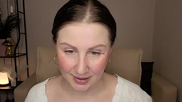 Helens love online show from May 2026 09:01:02 AM
