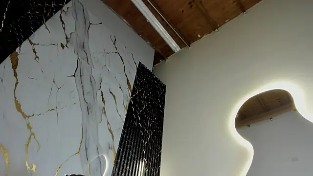 ebony hot1 online show from February 2026 01:42:01 PM