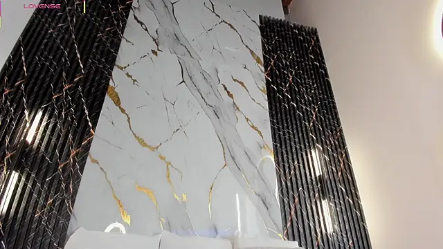 ebony hot1 online show from February 2026 01:11:02 PM