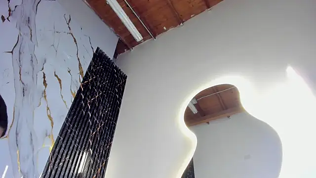 ebony hot1 online show from March 2026 01:33:01 PM