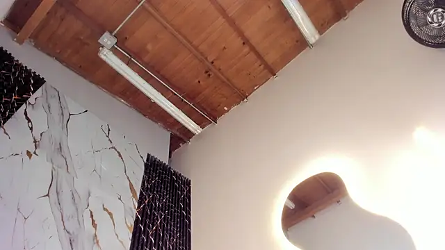 ebony hot1 online show from February 2026 02:02:01 PM