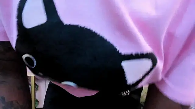 amber-hill online show from March 2026 07:34:02 PM