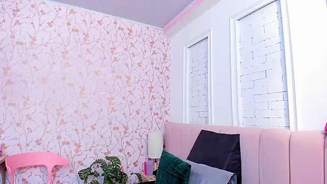 amber-hill online show from April 2026 02:10:02 PM