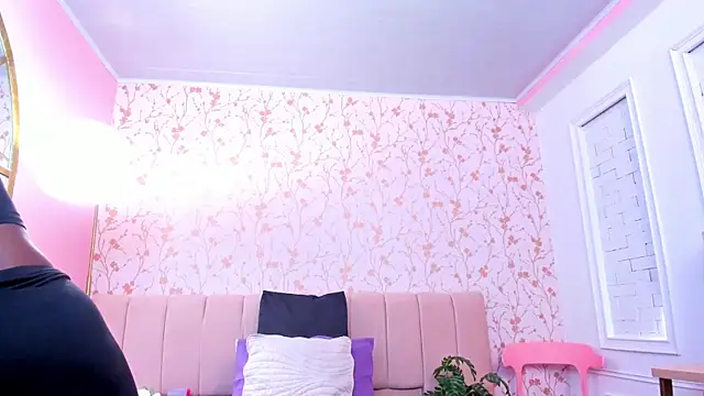 amber-hill online show from February 2026 05:13:02 PM