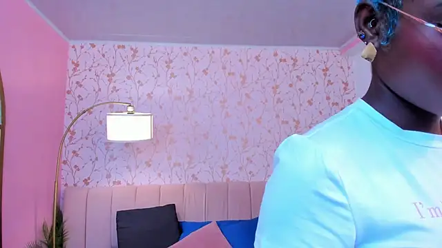 amber-hill online show from March 2026 06:23:02 PM