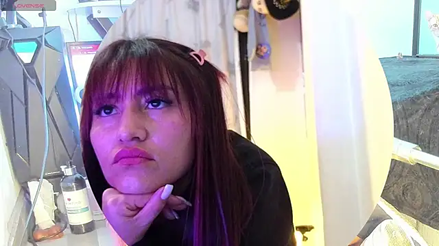 jolee   online show from November 2025 02:26:01 AM