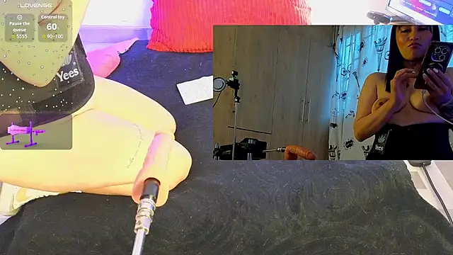 jolee   online show from February 2026 10:31:02 PM