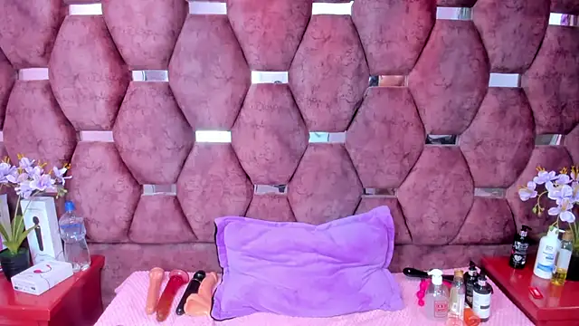 SaraLoveee  online show from March 2025 06:02:02 AM