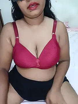 Snapshot of Reesha_99 chatting on July 2026 01:00:02 PM Reesha 99 online show from July 2026 01:00:02 PM