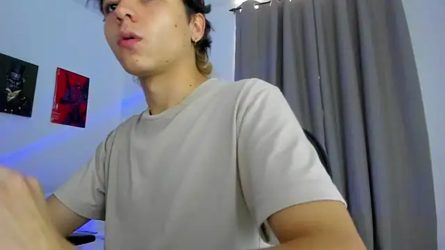 Joe23   online show from October 2025 08:32:01 PM