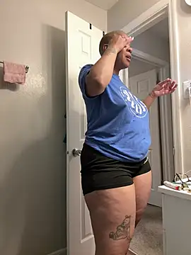 Snapshot of SexyHoneyRedd chatting on July 2026 08:46:02 AM SexyHoneyRedd online show from July 2026 08:46:02 AM
