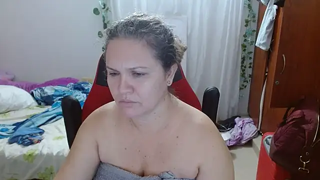 helenca43 online show from December 2025 09:30:02 AM