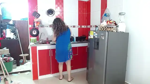 helenca43 online show from December 2025 03:15:02 PM