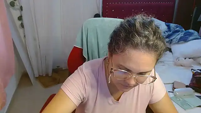 helenca43 online show from November 2025 11:58:01 AM