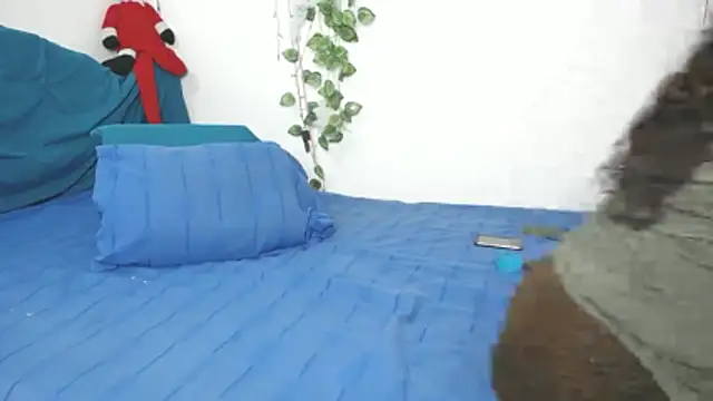 DominaLeona online show from November 2025 12:48:02 AM