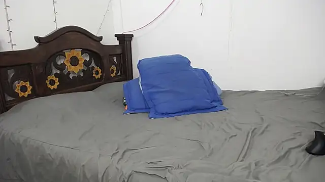 DominaLeona online show from March 2025 09:25:02 PM