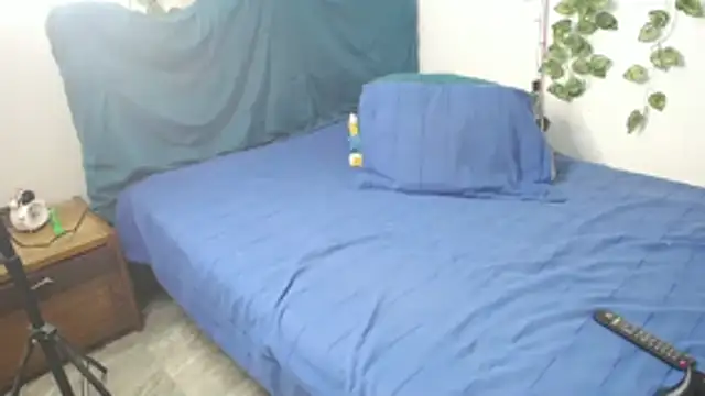 DominaLeona online show from October 2025 09:06:02 PM