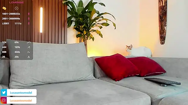 Snapshot of lucasanto_ chatting on November 2025 01:15:01 AM lucasanto online show from November 2025 01:15:01 AM