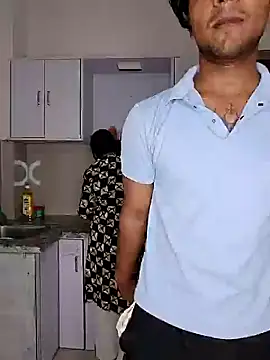 riya190 online show from May 2026 05:28:02 PM