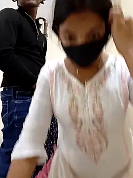 riya190 online show from January 2026 06:00:02 PM