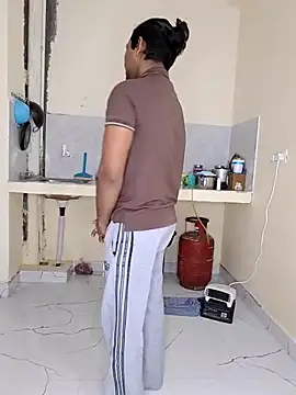 riya190 online show from February 2026 05:46:01 PM