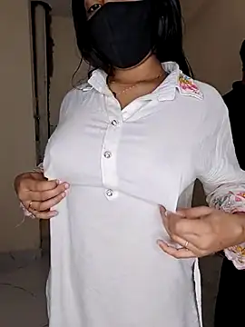 riya190 online show from February 2026 07:04:02 AM