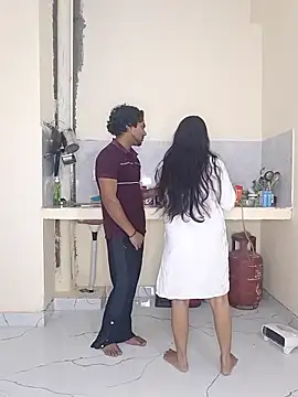 riya190 online show from February 2026 06:43:02 PM