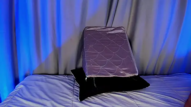 EviePhoenix online show from January 2026 11:08:02 PM