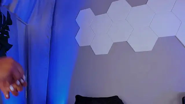EviePhoenix online show from June 2026 01:28:02 AM