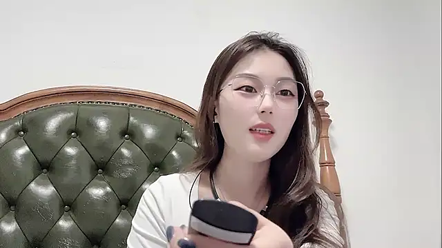 Sweet-Angel999 online show from April 2026 03:07:01 PM