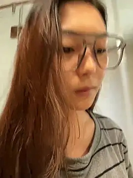 Snapshot of Sweet-Angel999 chatting on January 2026 03:10:02 AM Sweet-Angel999 online show from January 2026 03:10:02 AM