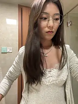 Sweet-Angel999 online show from March 2026 07:41:02 PM