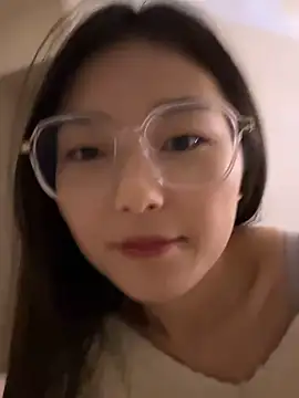 Snapshot of Sweet-Angel999 chatting on February 2025 02:38:01 PM Sweet-Angel999 online show from February 2025 02:38:01 PM