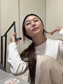 Snapshot of Sweet-Angel999 chatting on December 2025 04:00:01 PM Sweet-Angel999 online show from December 2025 04:00:01 PM