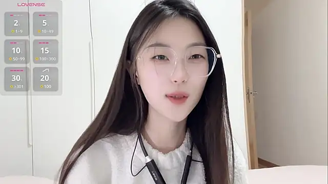 Snapshot of Sweet-Angel999 chatting on February 2025 12:31:01 PM Sweet-Angel999 online show from February 2025 12:31:01 PM