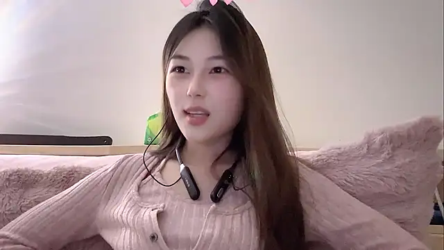 Snapshot of Sweet-Angel999 chatting on February 2026 09:25:01 PM Sweet-Angel999 online show from February 2026 09:25:01 PM