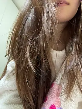 Snapshot of Sweet-Angel999 chatting on December 2025 03:14:02 PM Sweet-Angel999 online show from December 2025 03:14:02 PM