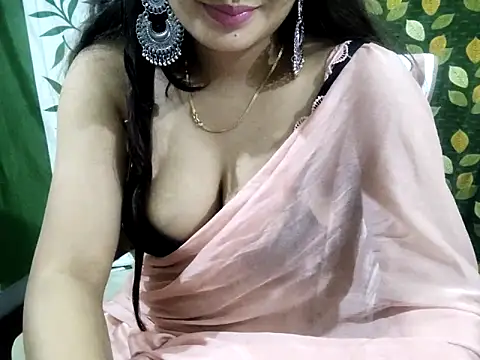 Aarvi Arora online show from March 2025 03:11:02 PM